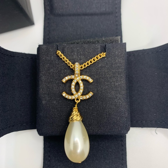 CHANEL Jewelry - Gold Tone Faux Pearl Chanel Necklace - Authentic